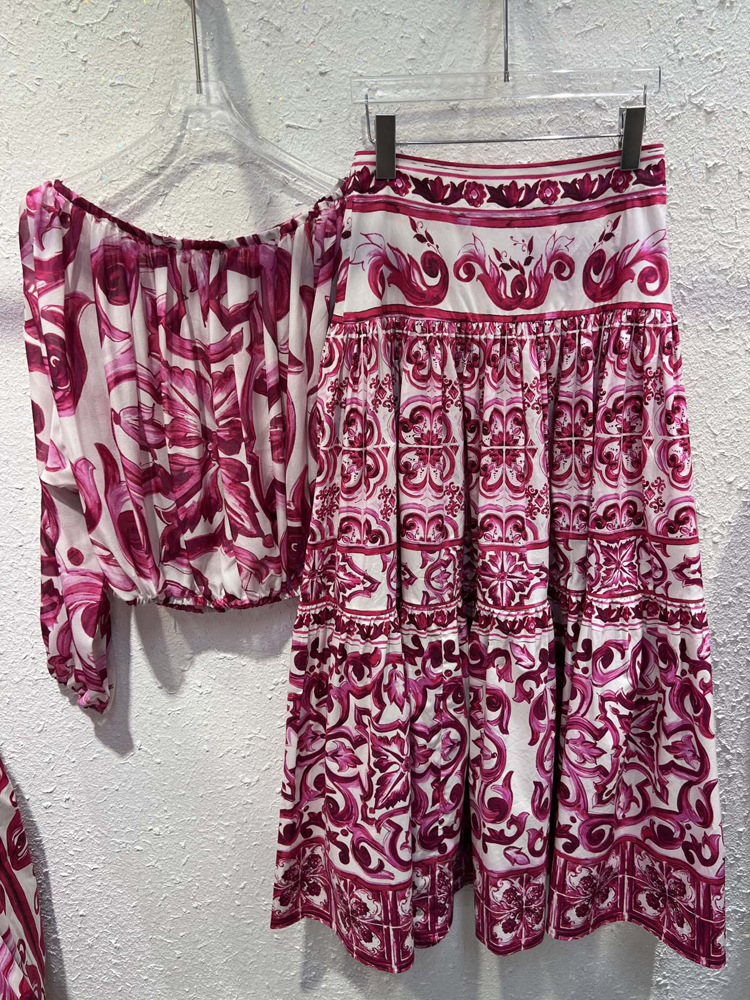 Silk Blouse - Blus Sutra Bahu Terbuka Wanita 2025